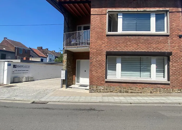1-D011 Superbe Appartement Spacieux Tres Calme