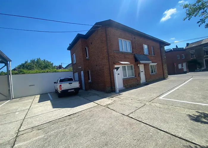 1-D011 Superbe Appartement Spacieux Tres Calme