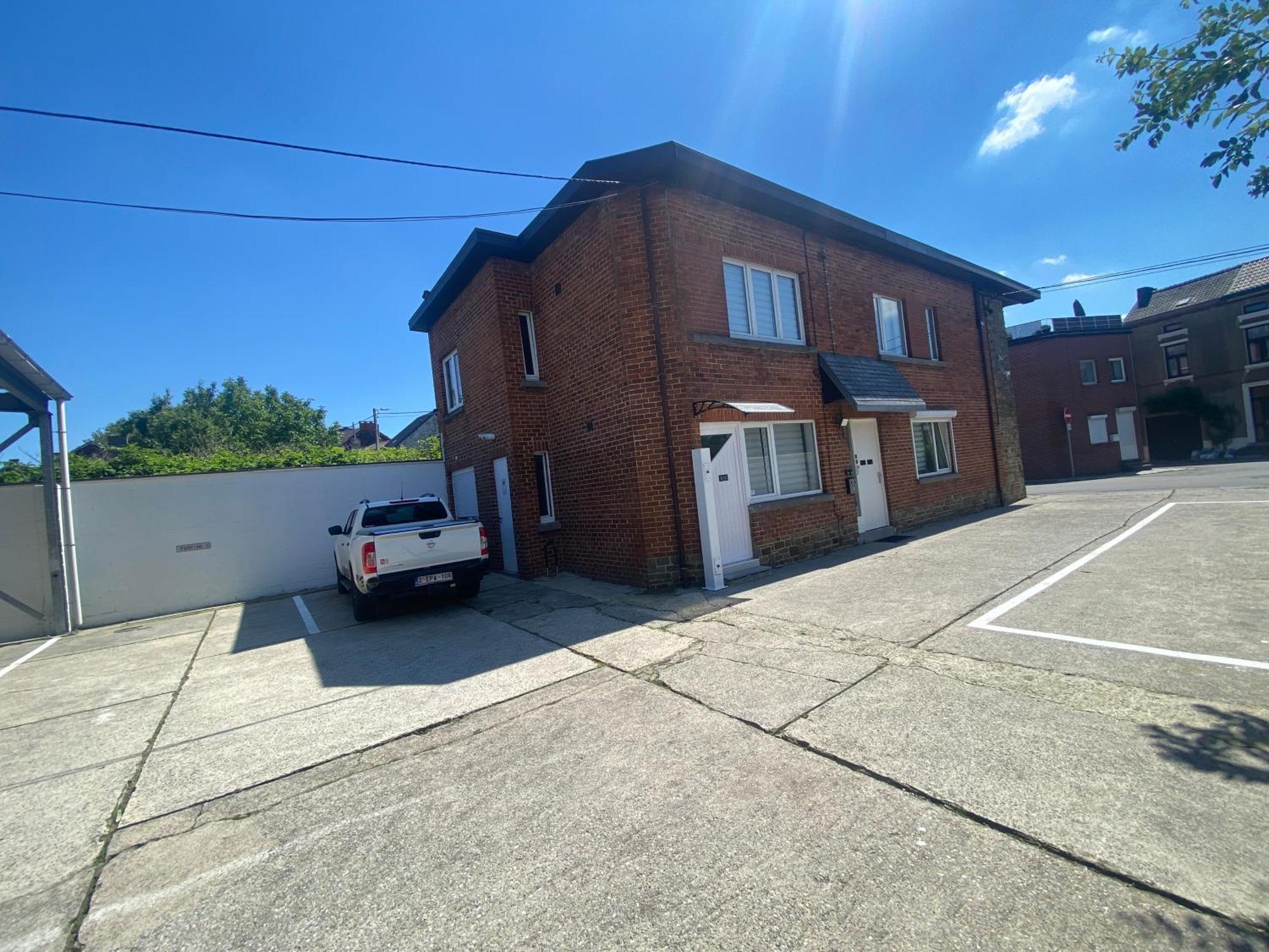 1-d011 Superbe Spacieux Tres Calme Apartment