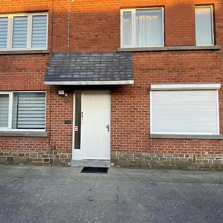 1-D011 Superbe Appartement Spacieux Tres Calme Charleroi Buitenkant foto